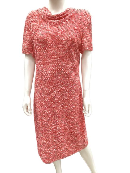 St. John Dresses & Skirts - NWT St. John Women’s Dress Size 14 Boucle Fine Knit Short Sleeve Shades Of Pink